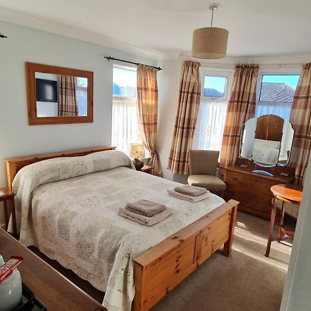 Avon Manor Guest House Lee-on-the-Solent Exterior foto