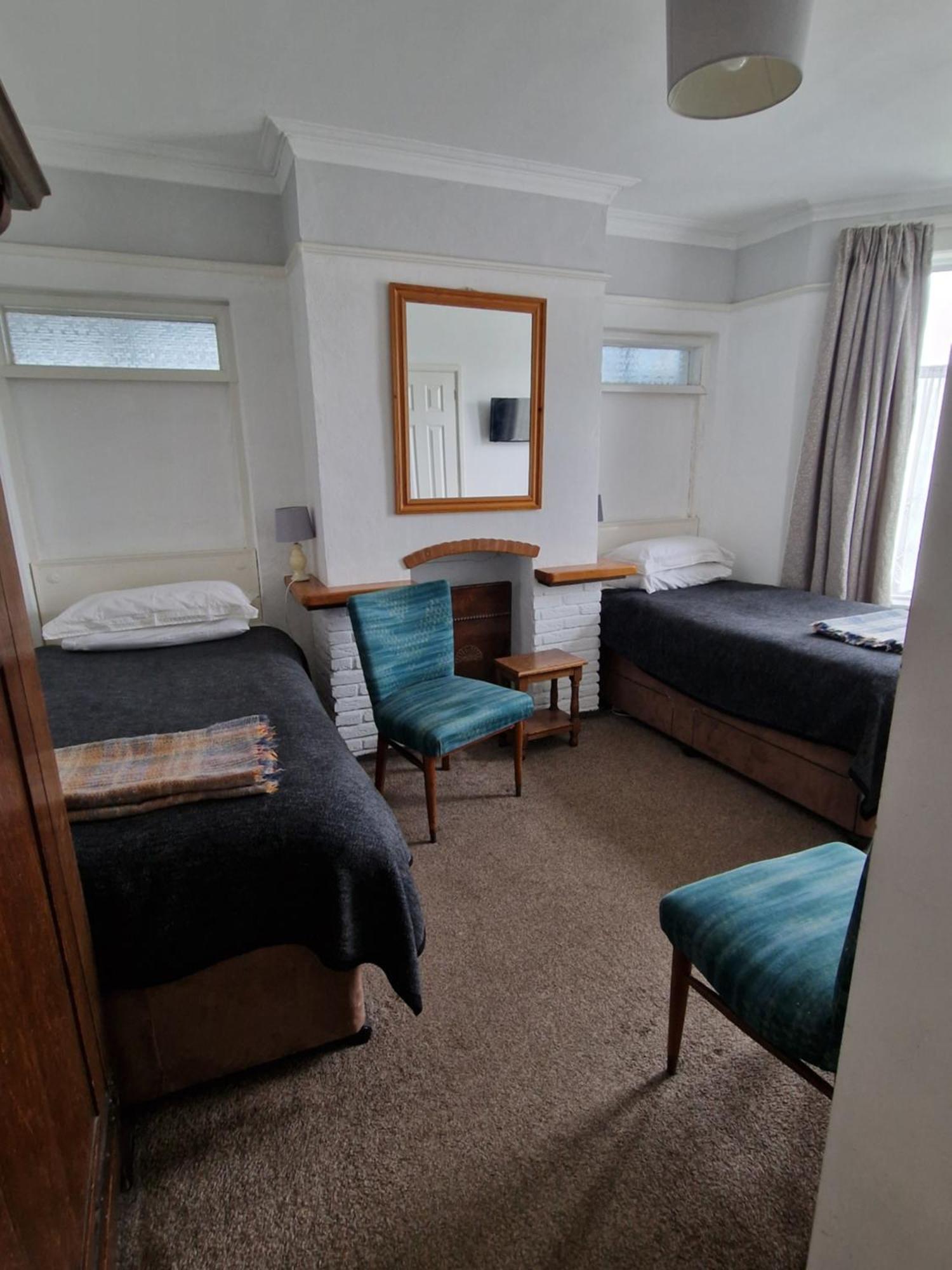 Avon Manor Guest House Lee-on-the-Solent Exterior foto